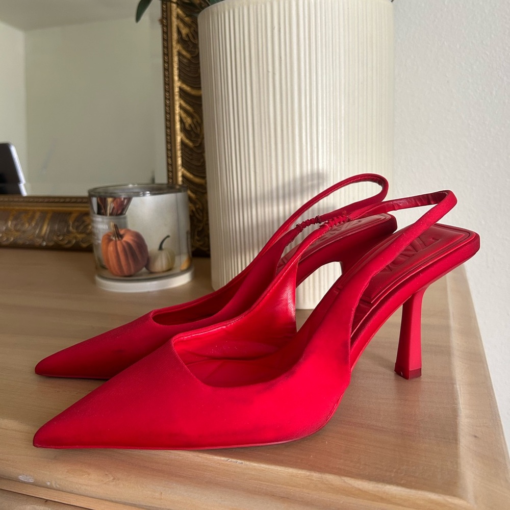Zara Vibrant Red Slingback Heels - Picture 2 of 6
